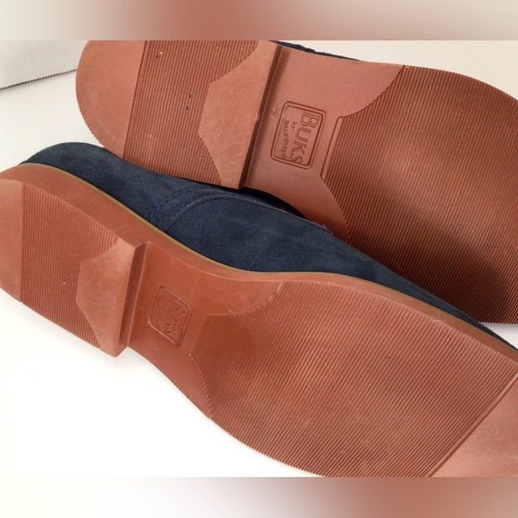 Buks by walk-over derby shoes MSRP $255. Men’s navy suede casual shoes. Size 10 - Picture 11 of 12